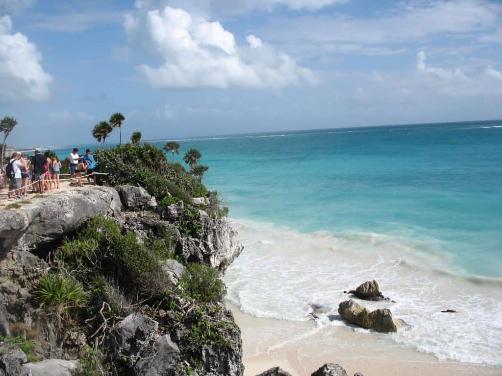 Picture of an ocean overlook