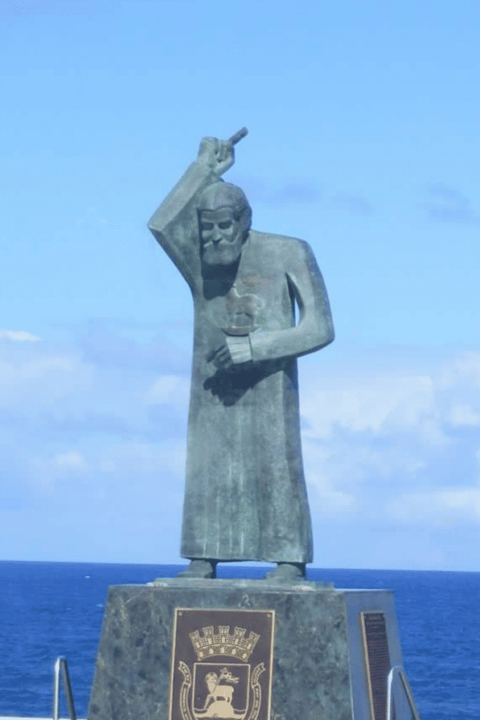 Statue in SAn Juan Puerto Rico