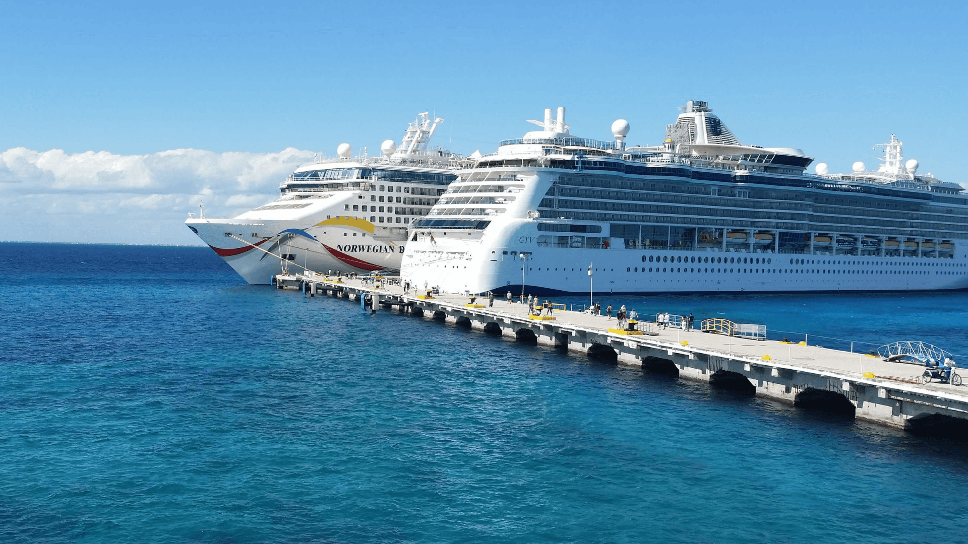 Hidden Gem Cruise ships at the pier
